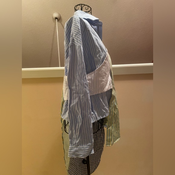 Abstract Pattern High Low Long Sleeve Top - Picture 4 of 5